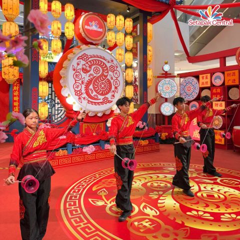 CNY- Diabolo Performance