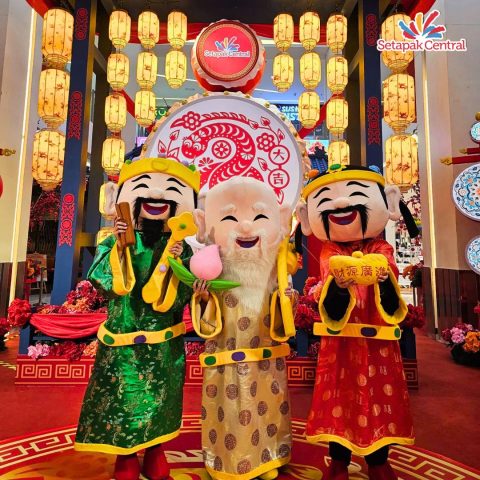 CNY- Meet & Greet God of Prosperity
