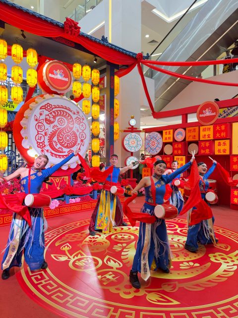 CNY- Waist Drum Performance