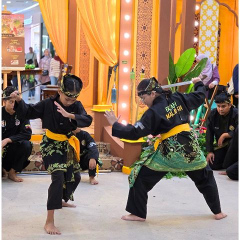 Raya- Silat Performance