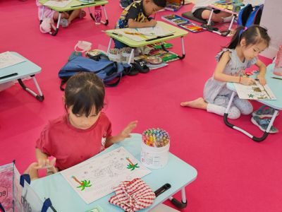 School Holiday Colouring Contest
