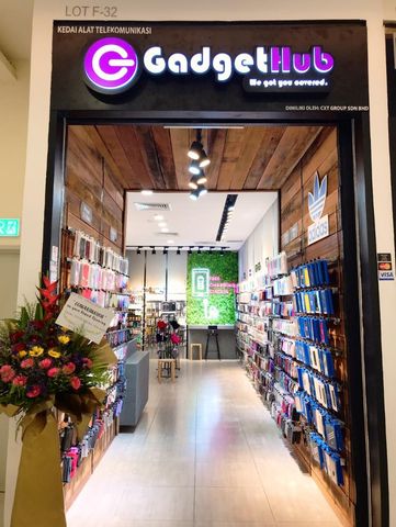 GadgetHub storefront