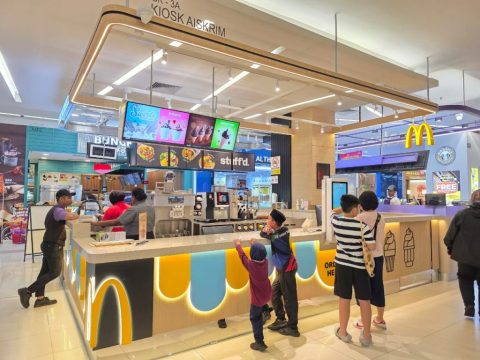 McDonald's Dessert Kiosk storefront