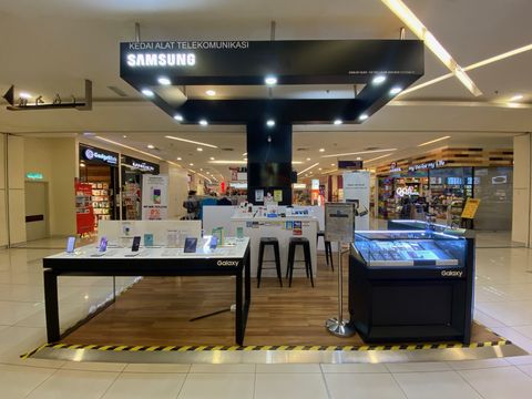 Samsung storefront