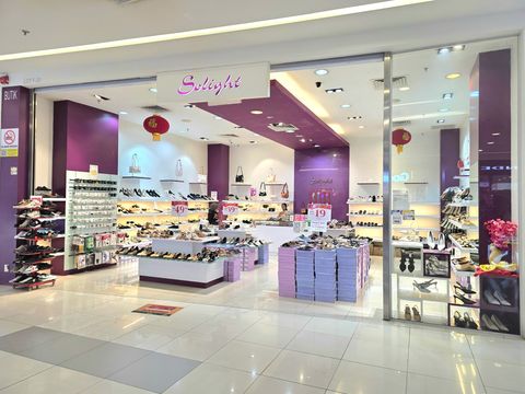 Solight storefront
