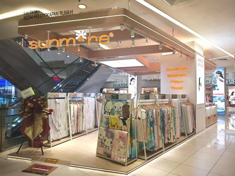Sunmore storefront