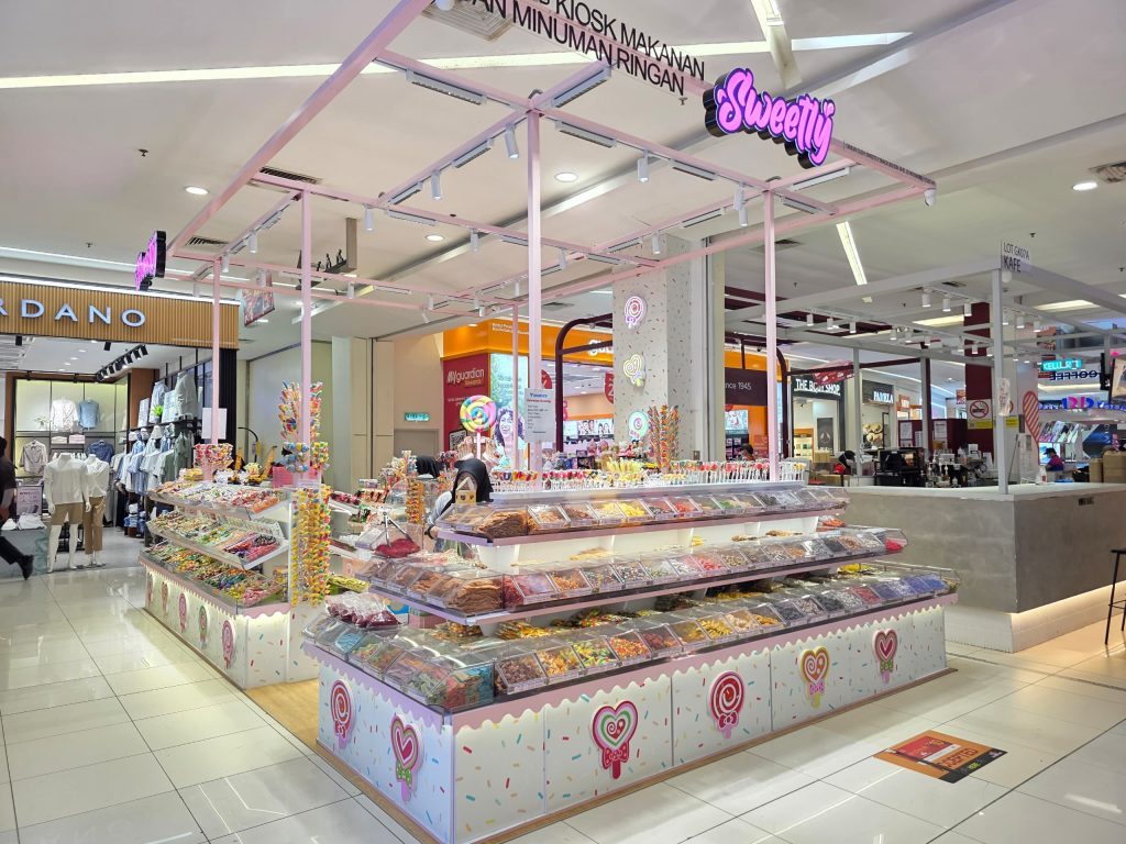 Sweetly storefront at KIPMall Setapak