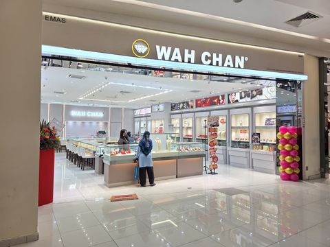 Wah Chan storefront