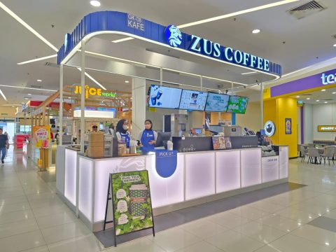 ZUS Coffee storefront